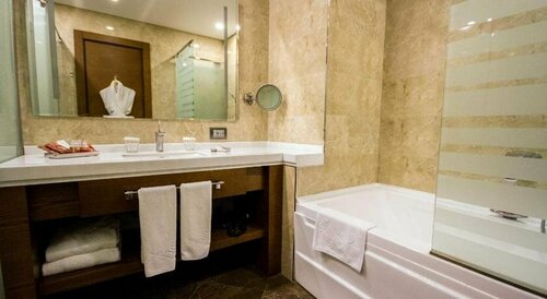 Гостиница Mövenpick Hotel Winter Park Baku в Баку