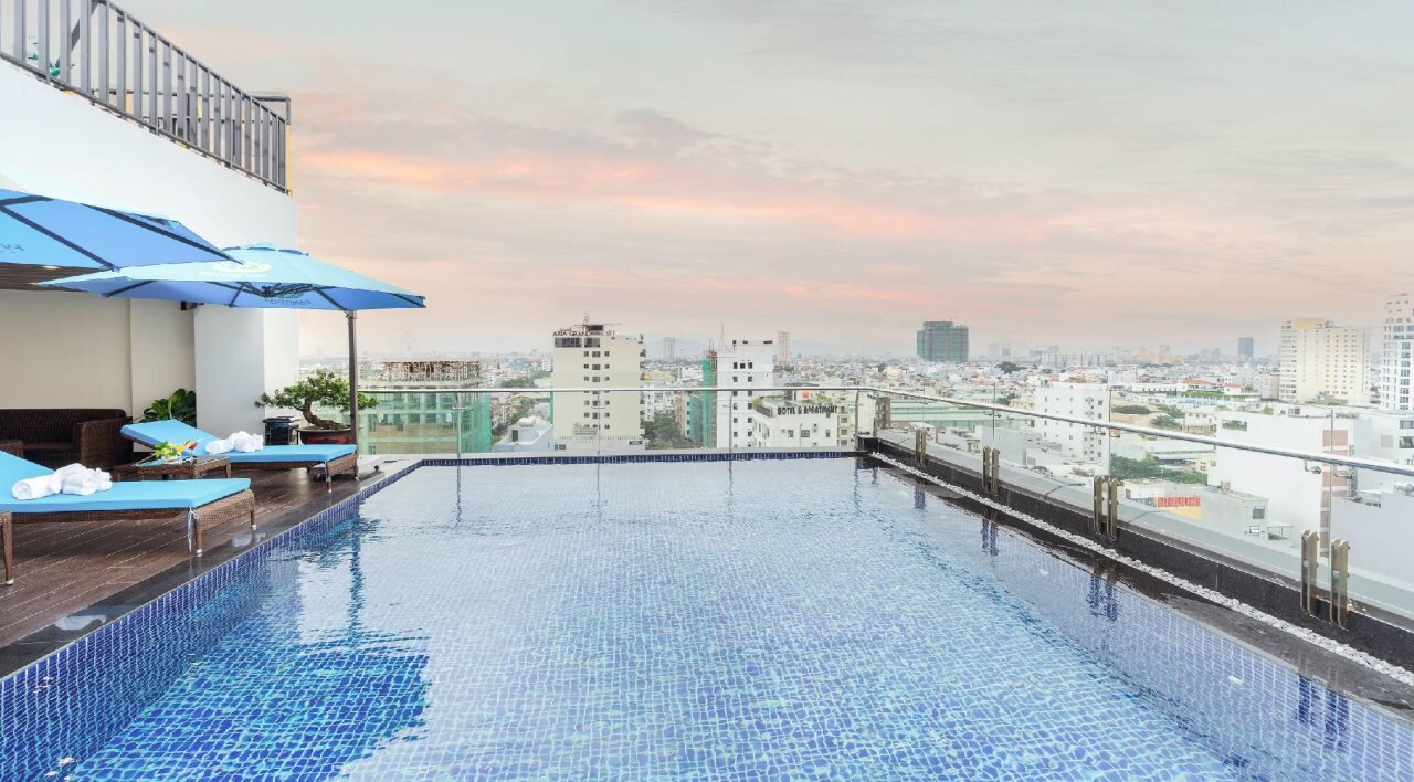 Sana Da Nang Beach Hotel - 12