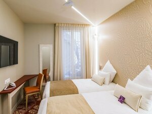 Гостиница Hotel Mercure Paris Pont de Levallois Neuilly