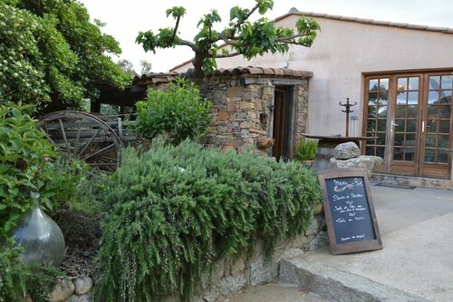 Гостиница Auberge U Sirenu в Сартене