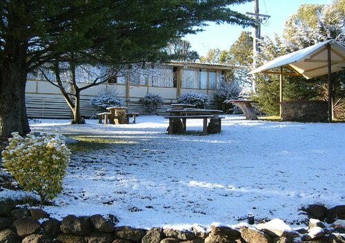 Гостиница Cooma High Country Motel в Куме