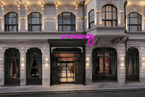 Гостиница Moxy Istanbul Taksim в Бейоглу