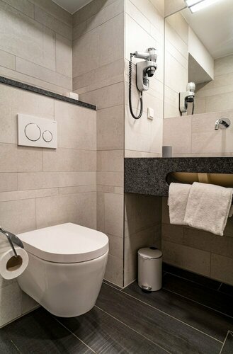 Гостиница Hotel am Stadtpark в Лангенфельде