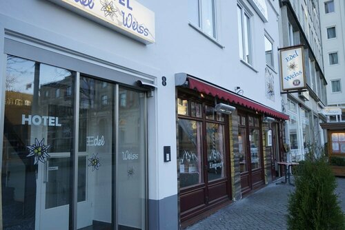 Гостиница Edel Weiss Hotel Und Restaurant в Бремене