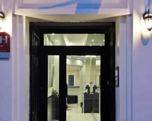 Гостиница Hôtel Victor Hugo в Шатийоне