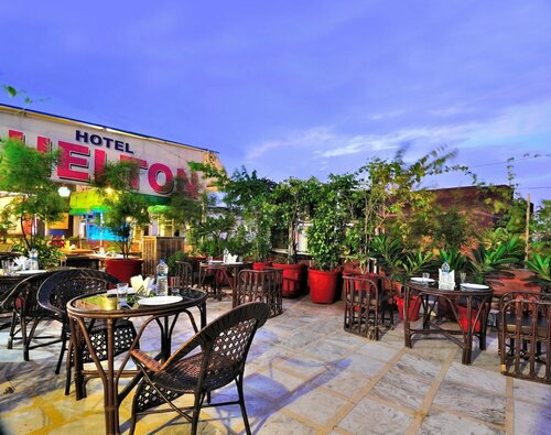 Hotel Shelton