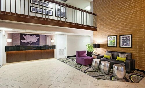 Гостиница La Quinta Inn by Wyndham Oshkosh в Ошкоше