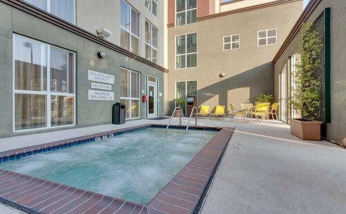 Гостиница Fairfield by Marriott Inn & Suites San Francisco Airport/Millbrae в Милбро