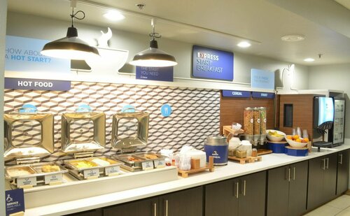 Гостиница Holiday Inn Express Waterloo Cedar Falls, an Ihg Hotel в Ватерлоо