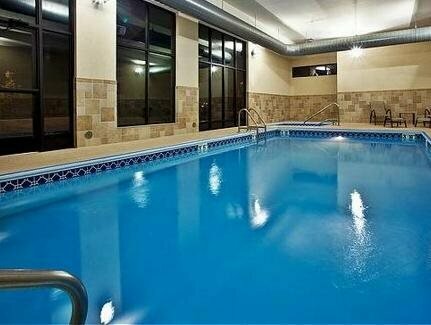 Гостиница Holiday Inn Quincy East, an Ihg Hotel в Куинси