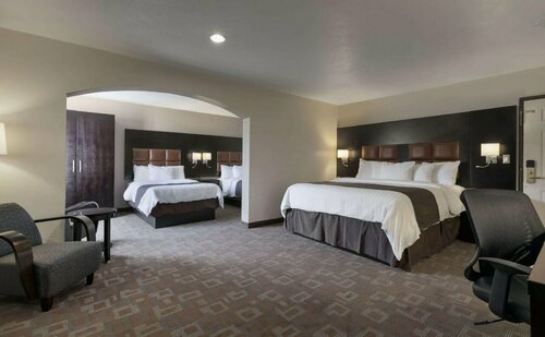 Гостиница Days Inn by Wyndham Downey в Белл-Гарденсе