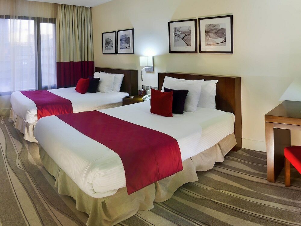 Фото Novotel Suites