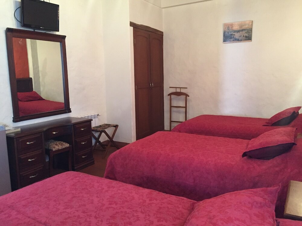 Фото Hotel Monasterio