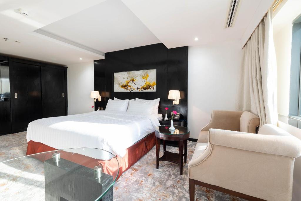 Фото Mira Hotel