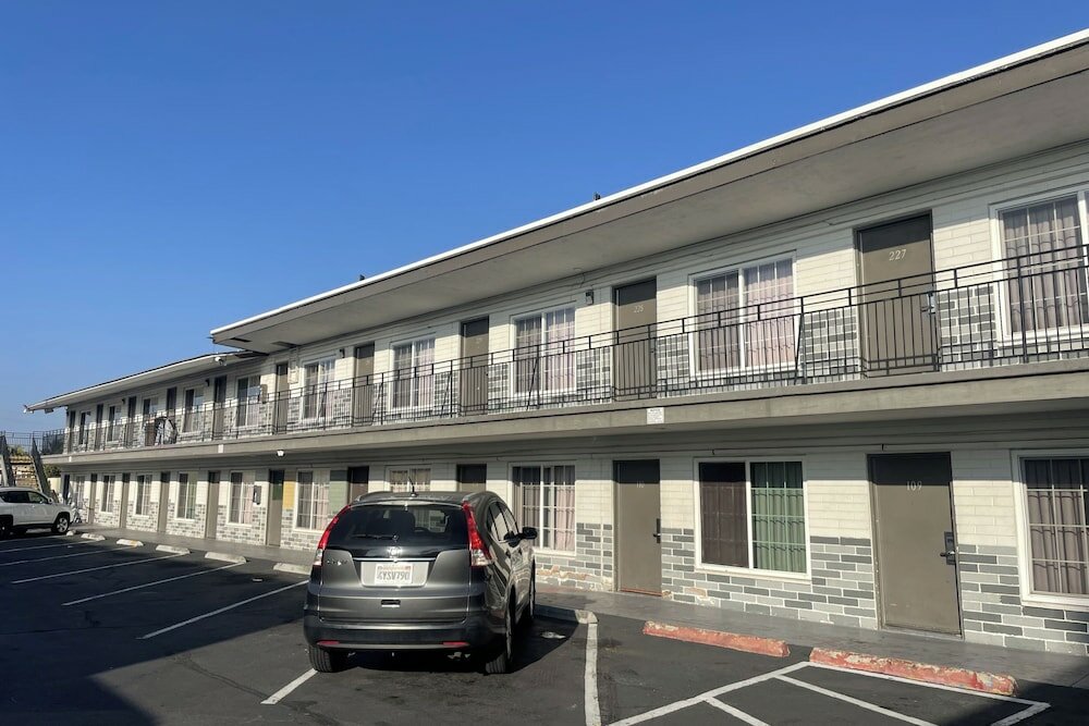 Фото Big 7 Motel