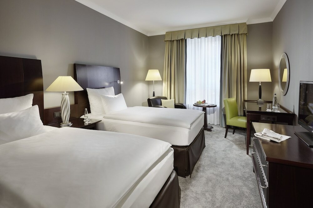 Фото Lindner Hotel City Plaza