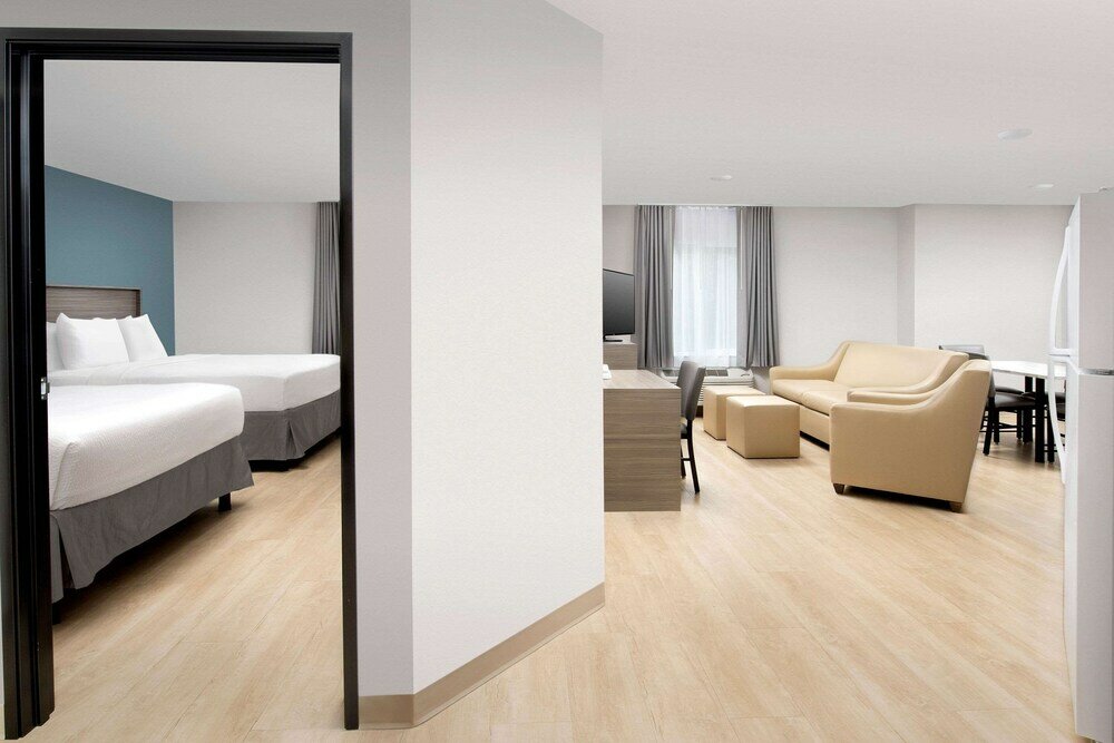 Фото WoodSpring Suites Seattle Tukwila