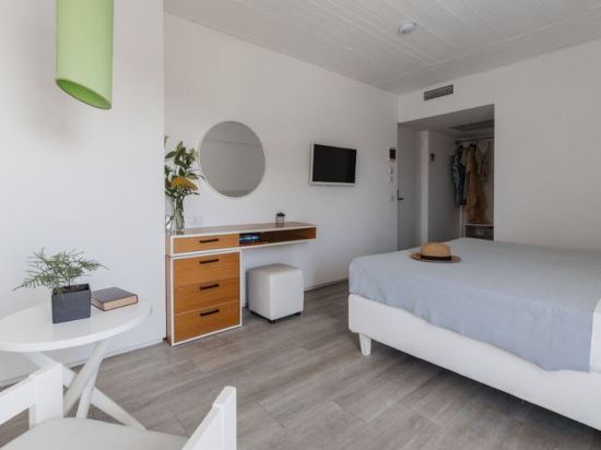 Фото Marathon Beach