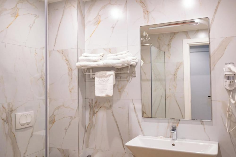 Фото Duka Hotel