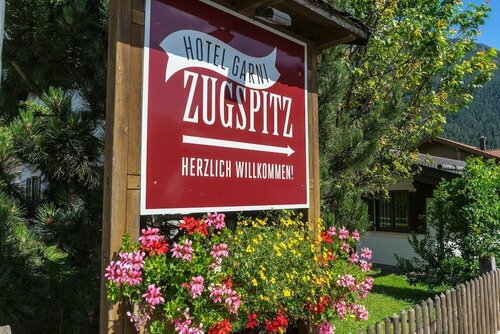 Гостиница Hotel Garni Zugspitz в Свободном государстве Бавария