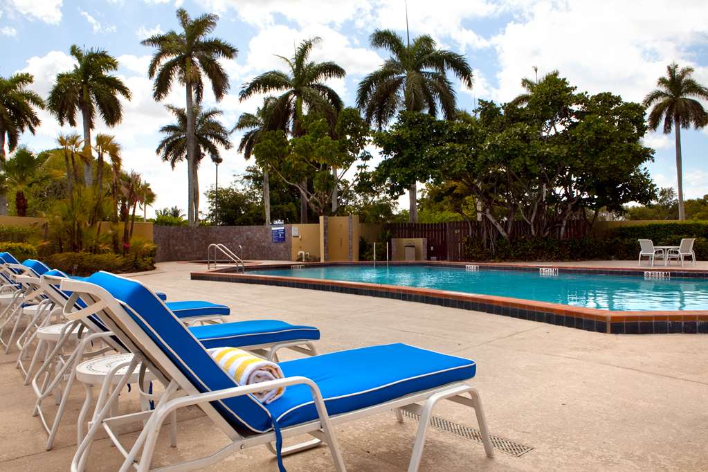 Фото Doubletree by Hilton Hotel Miami Airport & Convention Center