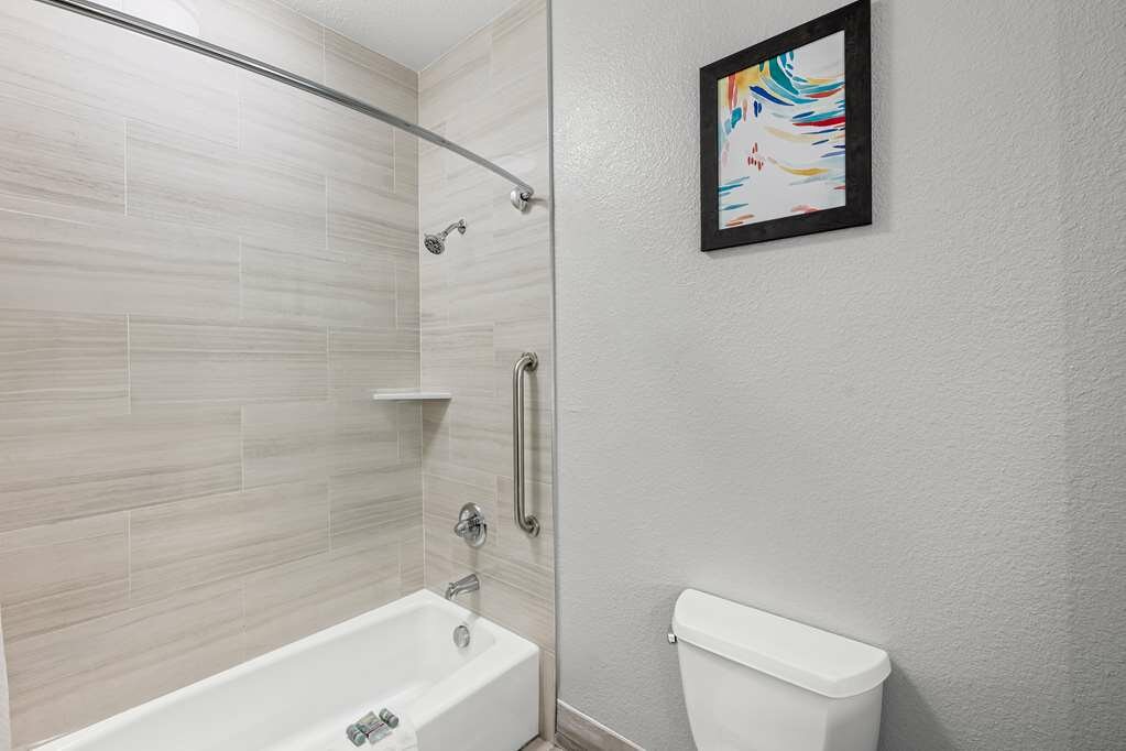 Фото Best Western Palace Inn & Suites