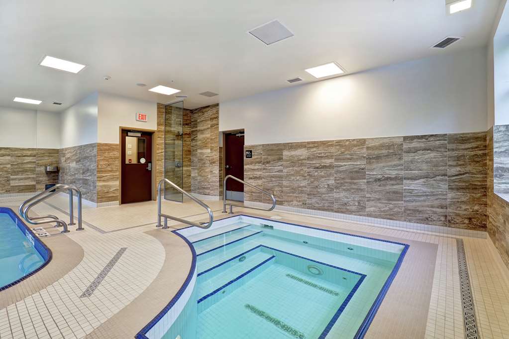 Фото Hampton Inn by Hilton Chilliwack