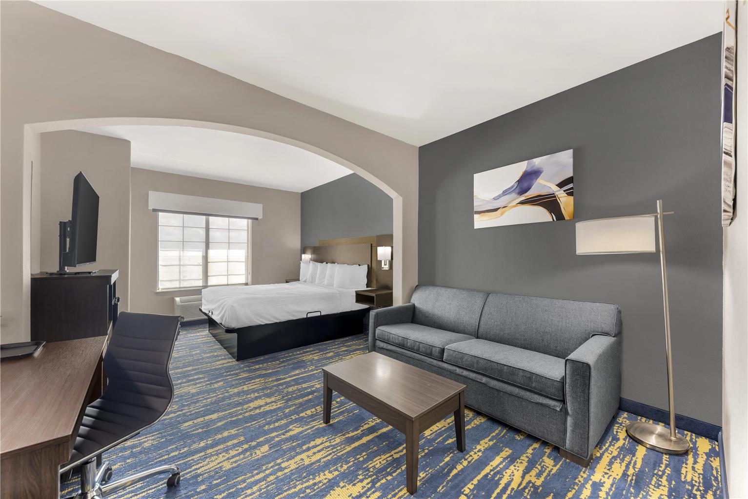 Фото SureStay Plus Hotel by Best Western San Antonio SeaWorld