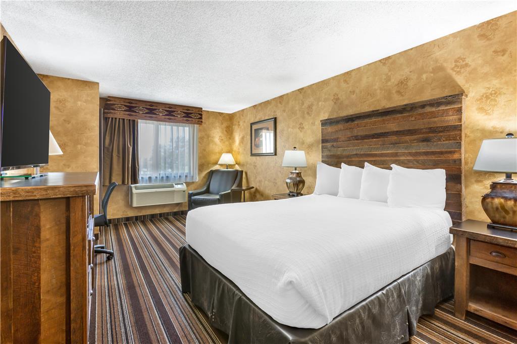 Фото Best Western Plus Inn of Santa Fe
