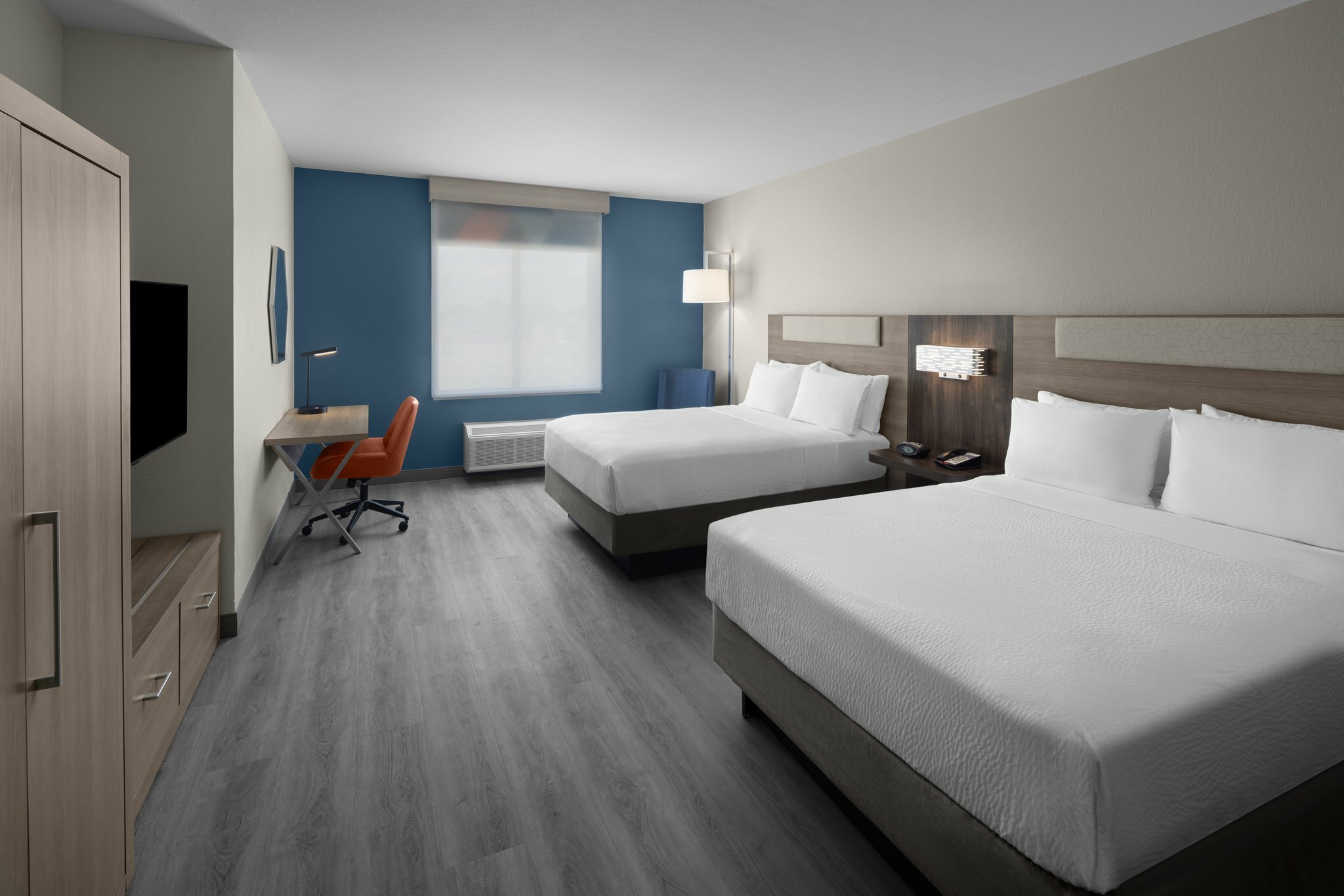 Фото Holiday Inn Express & Suites Midland Loop 250, an Ihg Hotel