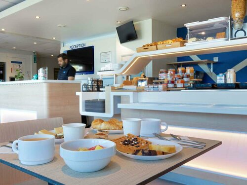 Гостиница ibis budget Saint Maximin la Sainte Baume в Бриньоле