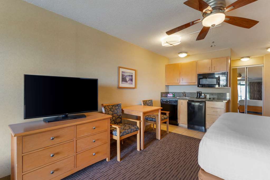 Фото Best Western Plus Ocean View Resort