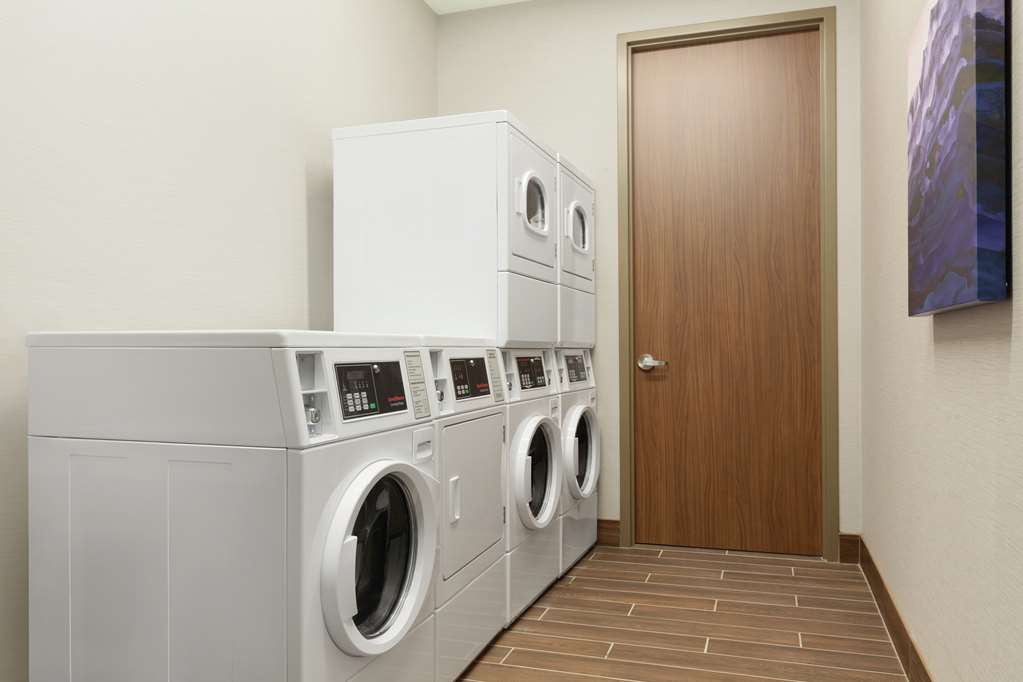 Фото Embassy Suites by Hilton South Jordan Salt Lake City