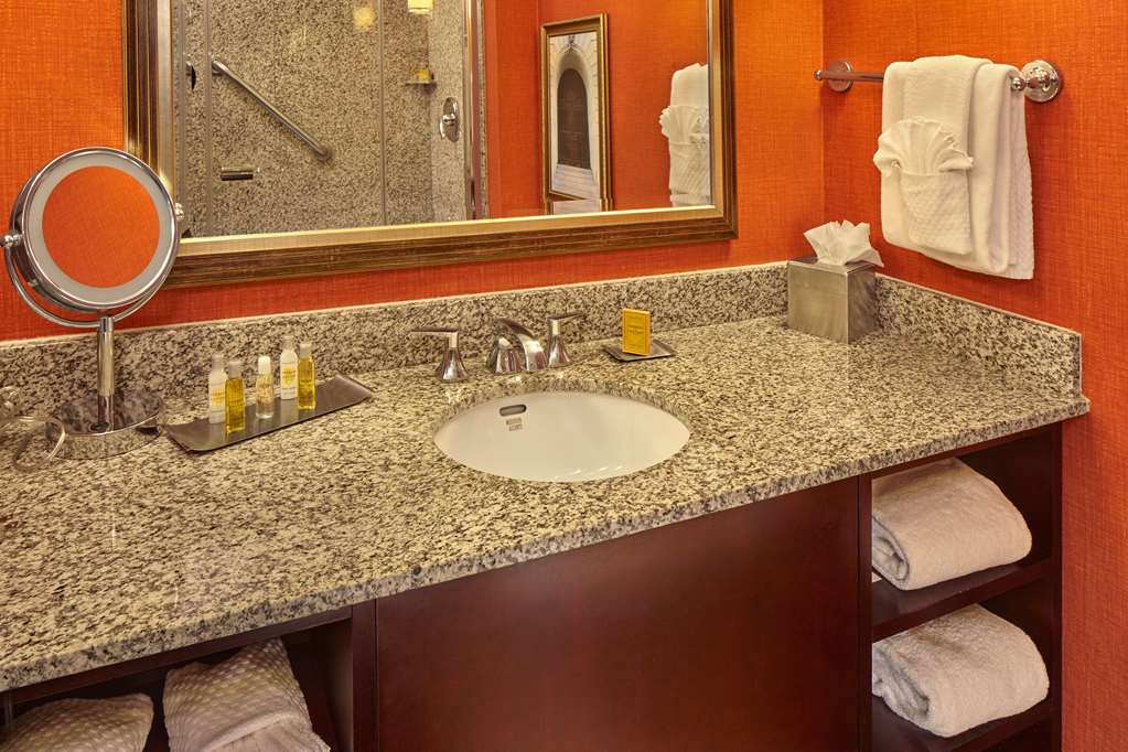 Фото DoubleTree by Hilton Little Rock