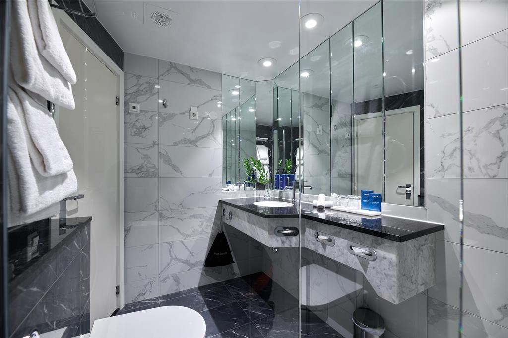 Фото Radisson Blu Plaza Hotel, Oslo