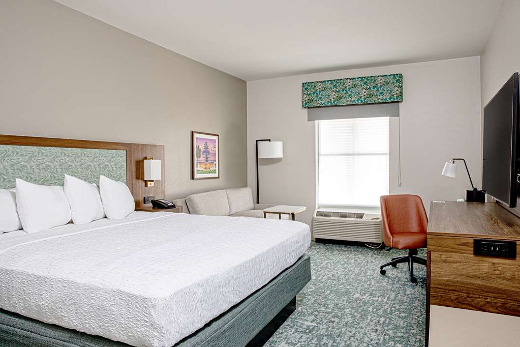 Фото Hampton Inn & Suites Charleston/West Ashley