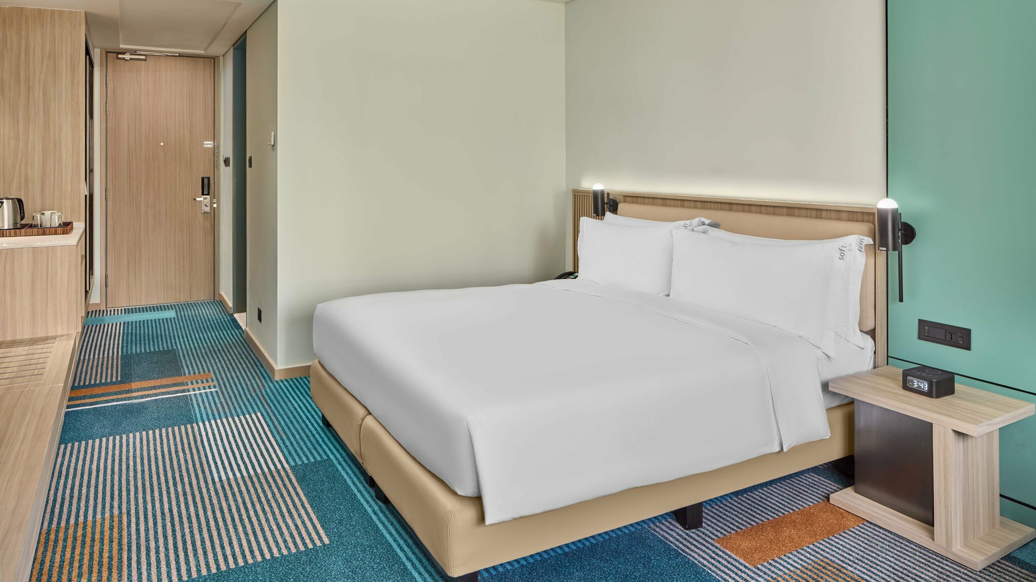 Фото Holiday Inn & Suites Makati, an Ihg Hotel