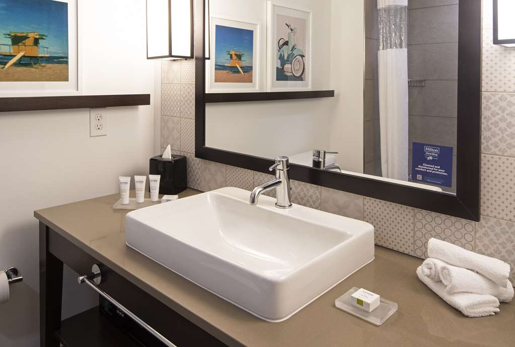 Фото SunCoast Park Hotel Anaheim, Tapestry Collection by Hilton