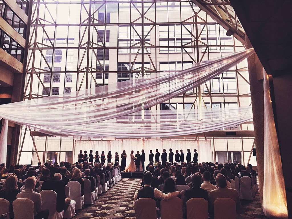 Фото DoubleTree by Hilton Hotel St. Paul Downtown