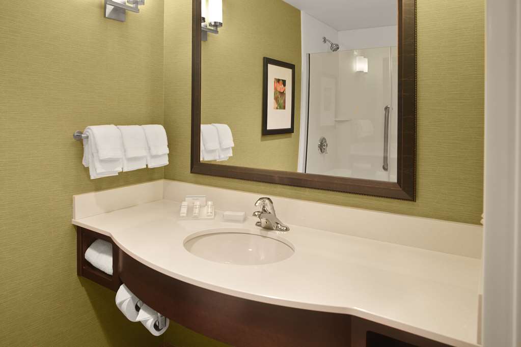 Фото Hilton Garden Inn Akron