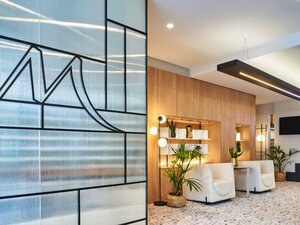 отель Hotel Mercure Paris 15 Porte de Versailles