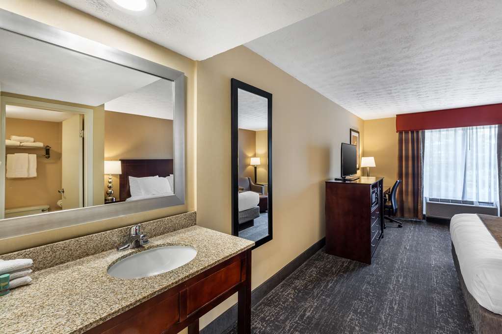 Фото Best Western Braintree Inn