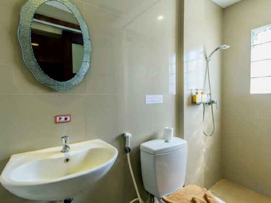 Фото Kuta Sari House