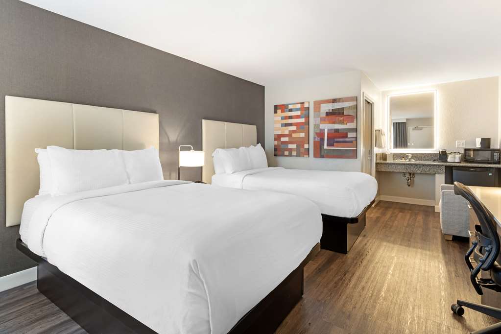 Фото Best Western Plus Rancho Cordova Inn