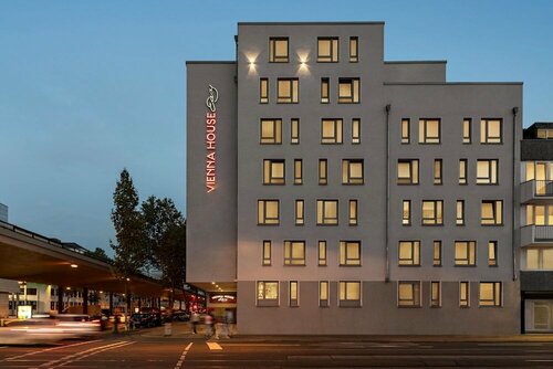 Гостиница Vienna House Easy Bremen в Бремене