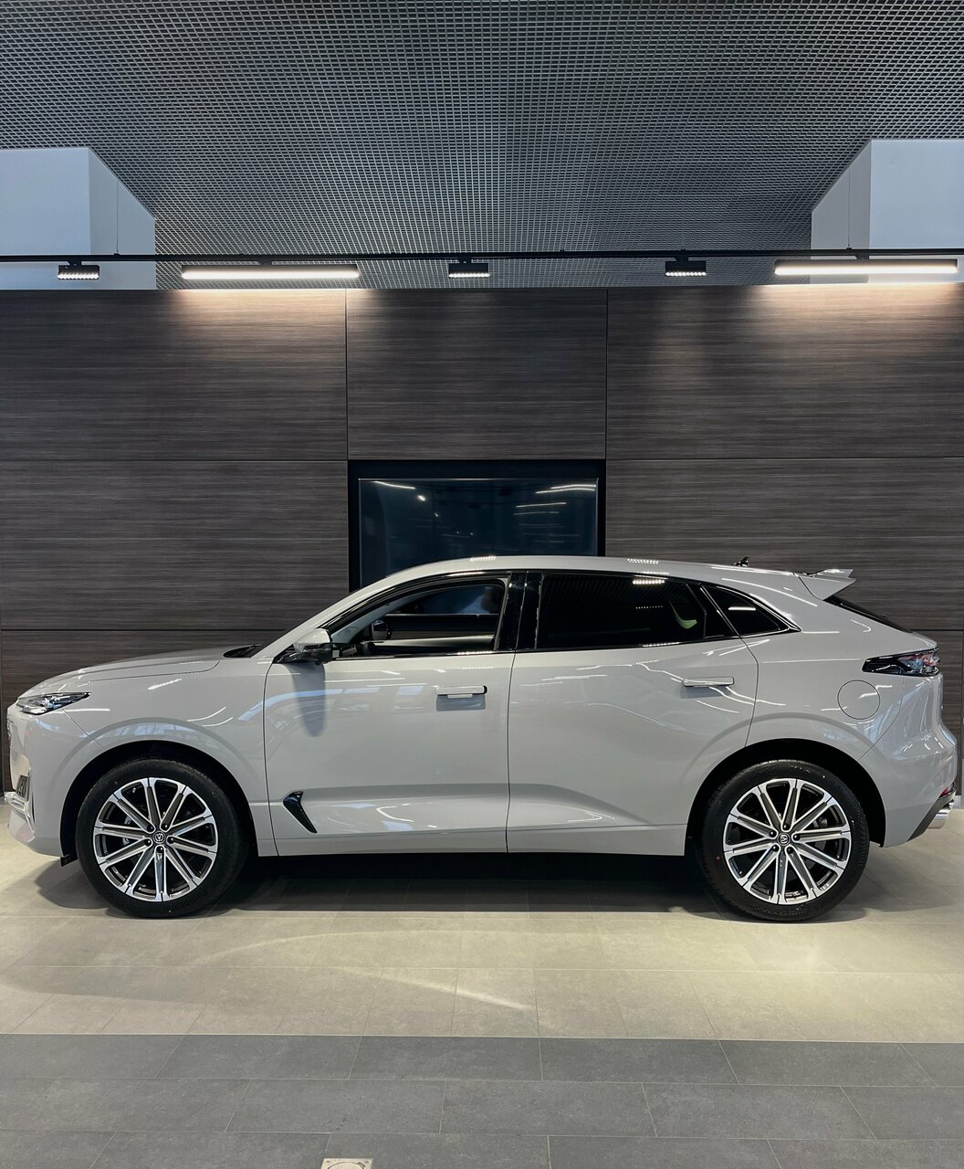 photo Глазурит, официальный дилер Changan Uni