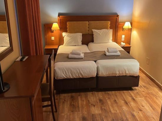 Фото 121 Paris Hotel