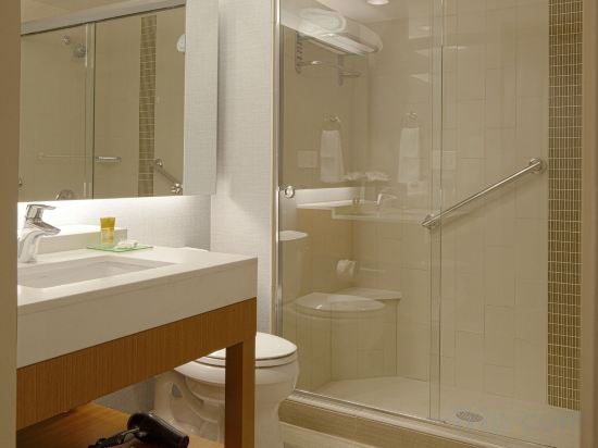 Фото Hyatt Place Mount Pleasant Towne Centre