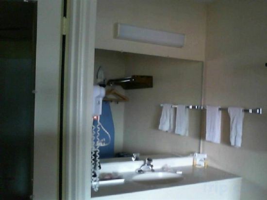 Фото Days Inn by Wyndham Waynesboro