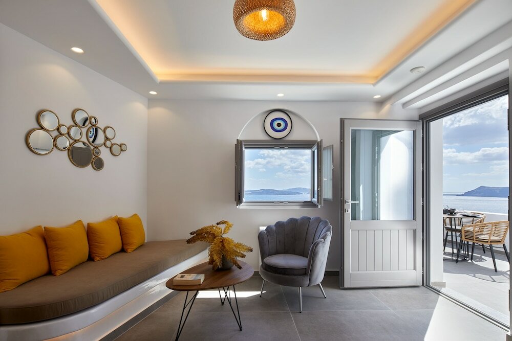 Фото Allure Breeze Suites